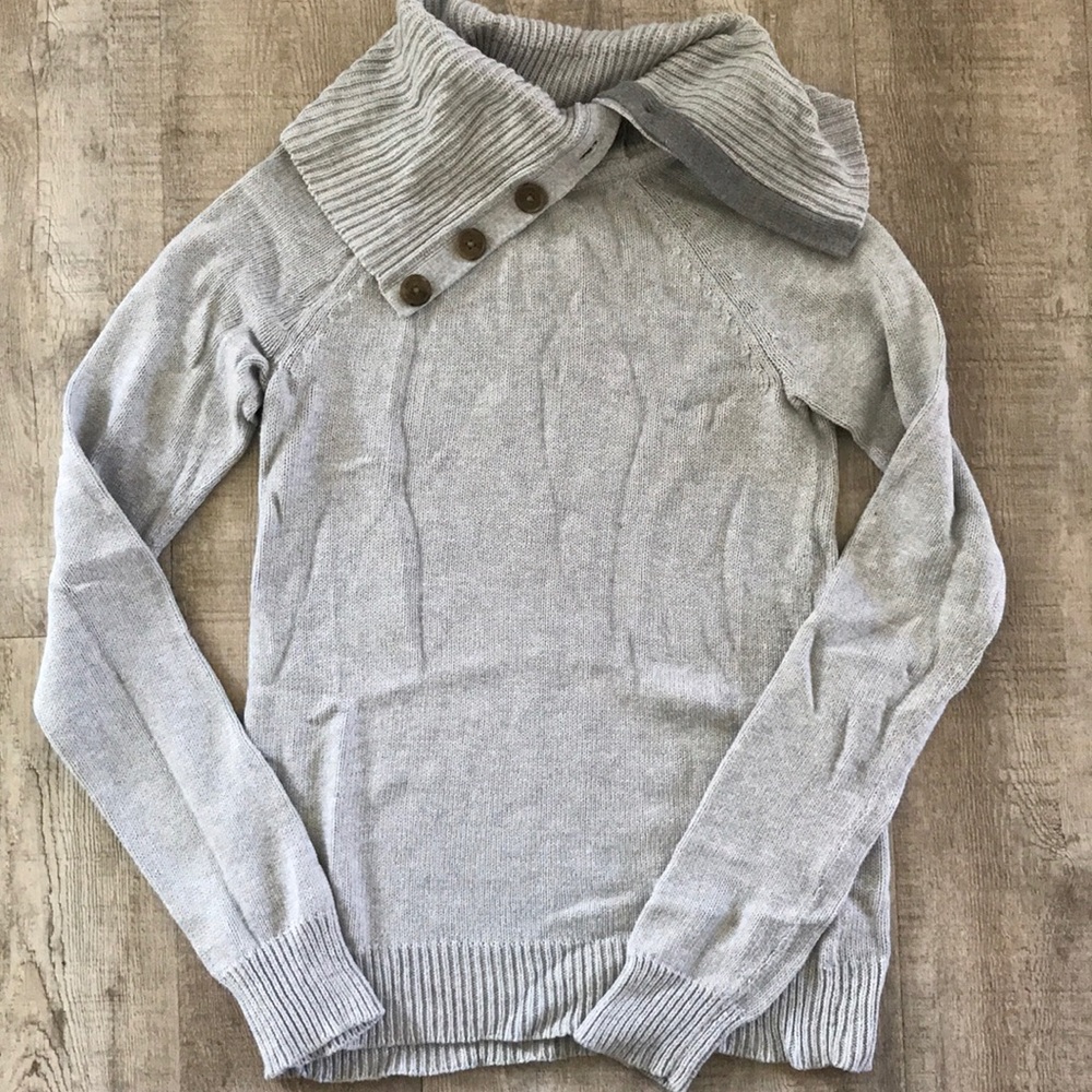 {Gap} Button Collar Knit Sweater